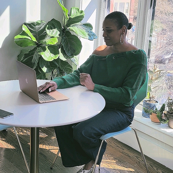 Over shoulder sweater - Picture 2 of 2